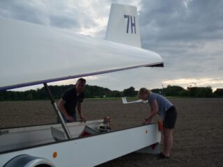 33Los-gehts-Jörg-wartet-noch-auf-dem-Ith-