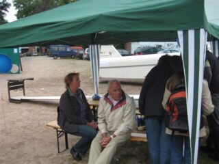 5Ein-kleines-Päuschen-auf-der-Bank