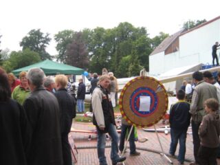 9Kommen-Sie-näher-Nur-50-Cent-und-Sie-sind-mit-dabei-Trauen-Sie-sich-